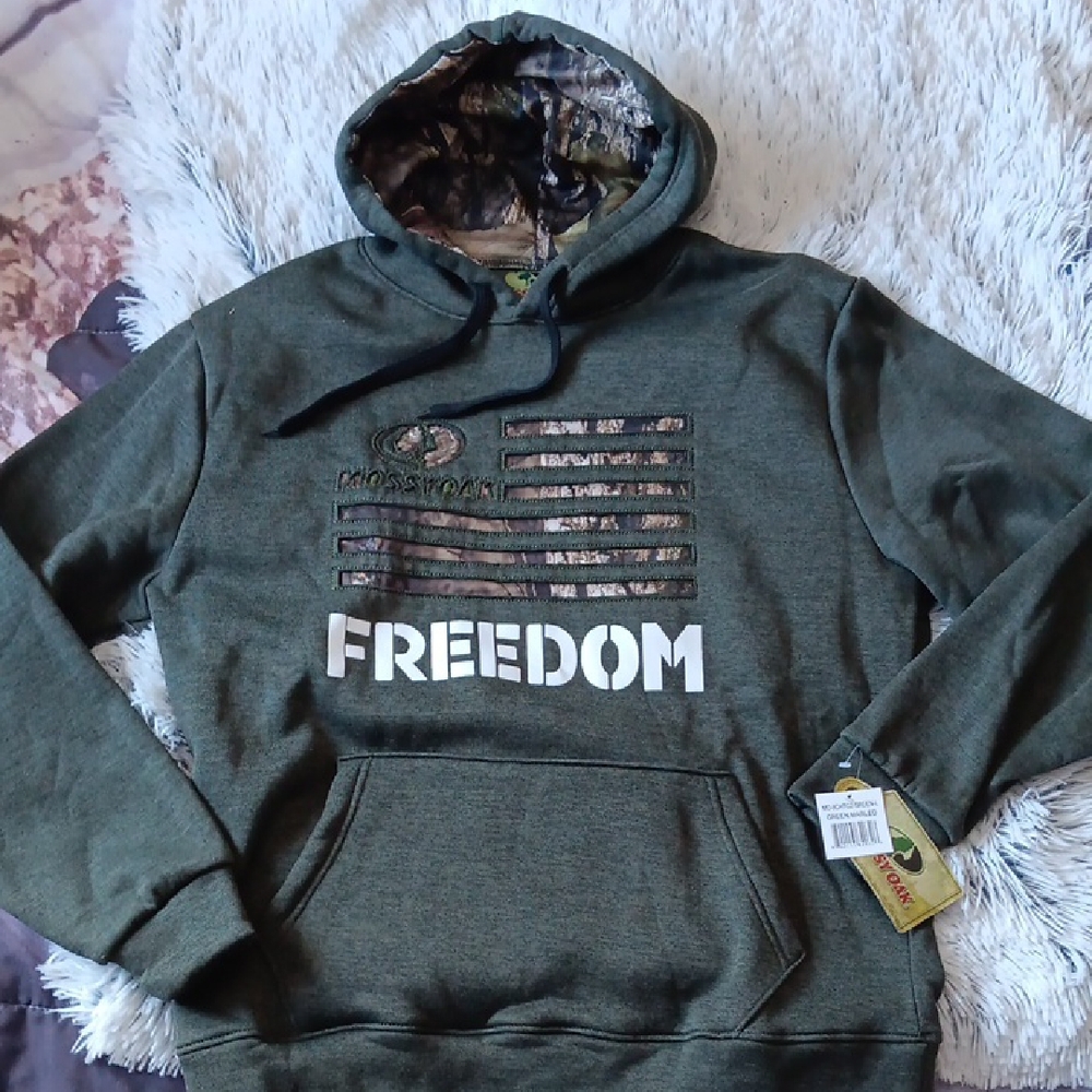 Mossy Oak Dark Green Freedom Sweatshirt